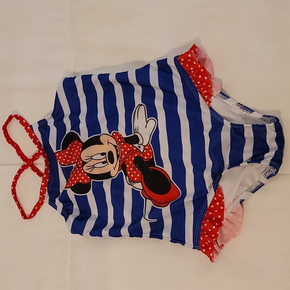 Bathing suit